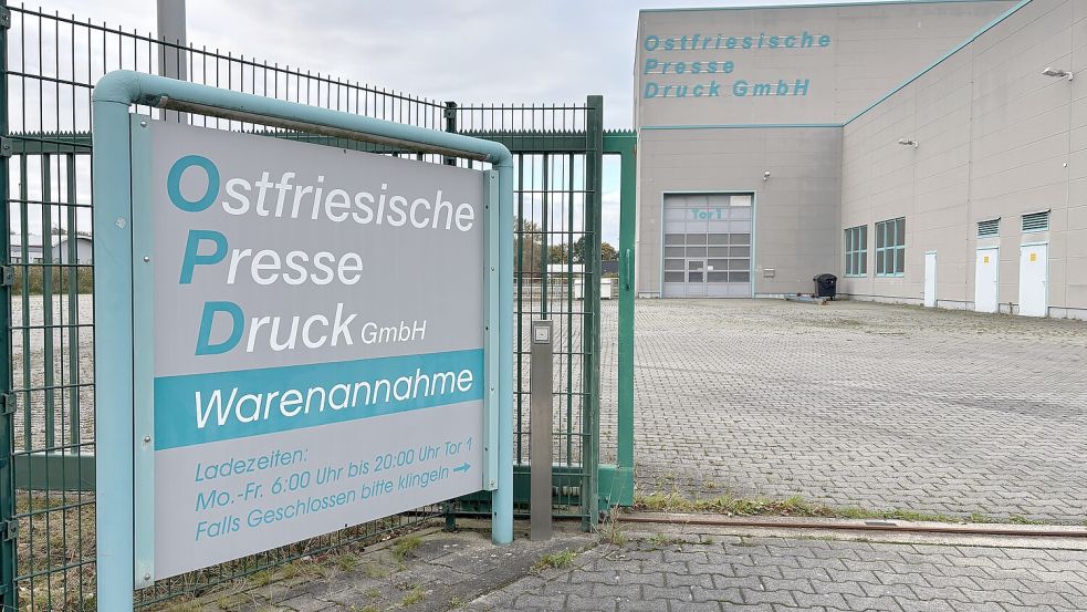 Die Ostfriesische Presse Druck (OPD) GmbH hatte im Sommer Insolvenz angemeldet. Jetzt wurden ihre Gebäude an der Dithmarscher Straße verkauft. Fotos: Mona Hanssen