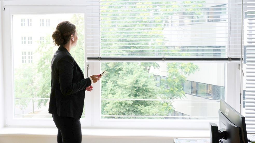 Immer mehr Frauen ziehen in die Vorstände von Dax-Konzernen ein (Illustration) Foto: Annette Riedl