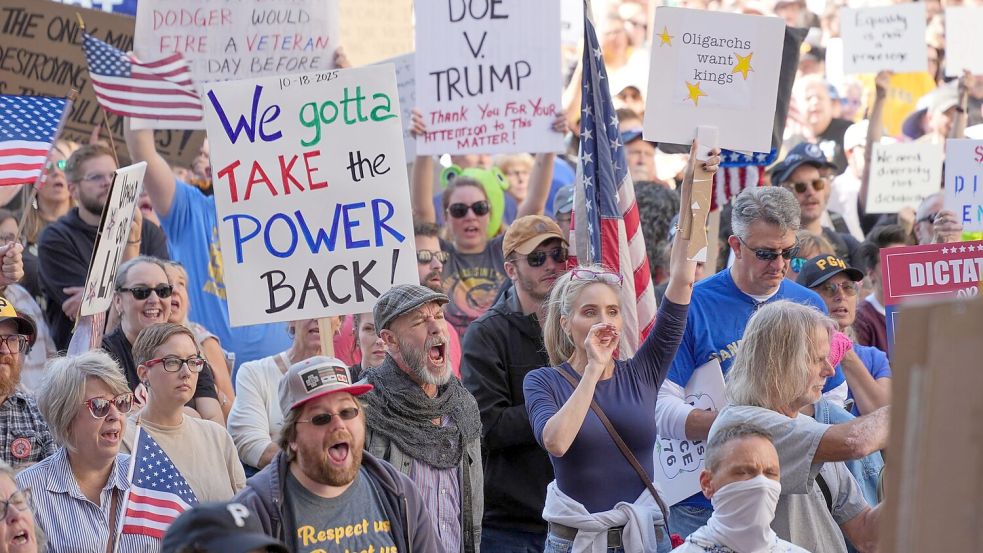 In Pittsburgh ging es vor allem um Waffengesetze und eine bevorstehende Kommunalwahl. Foto: Gene J. Puskar/AP/dpa