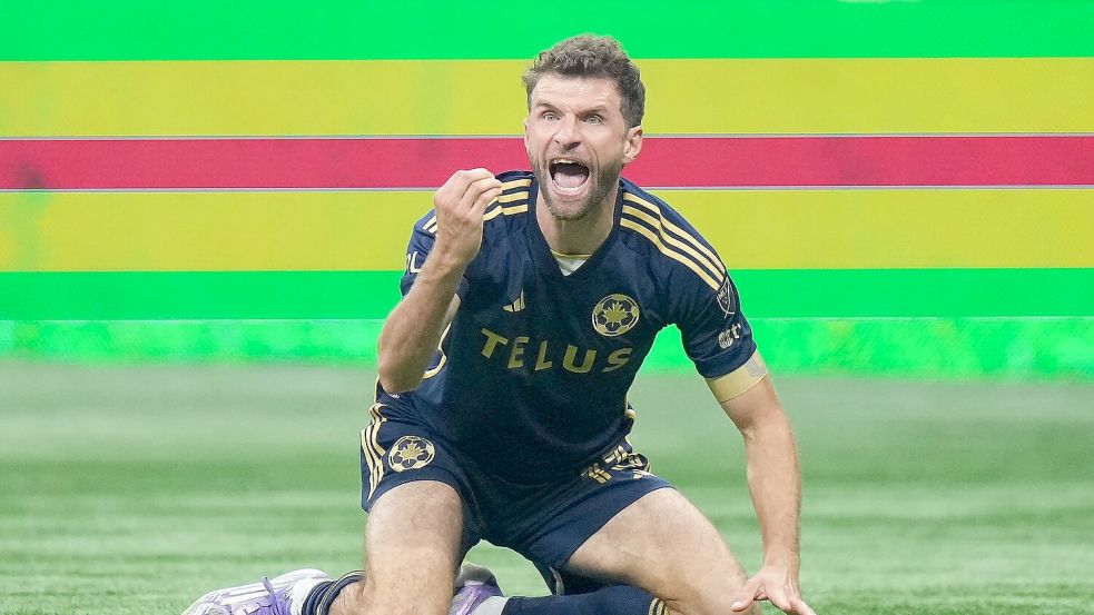 Für Thomas Müller ist eine Rückkehr zum FC Bayern noch Zukunftsmusik. Foto: DARRYL DYCK/The Canadian Press v