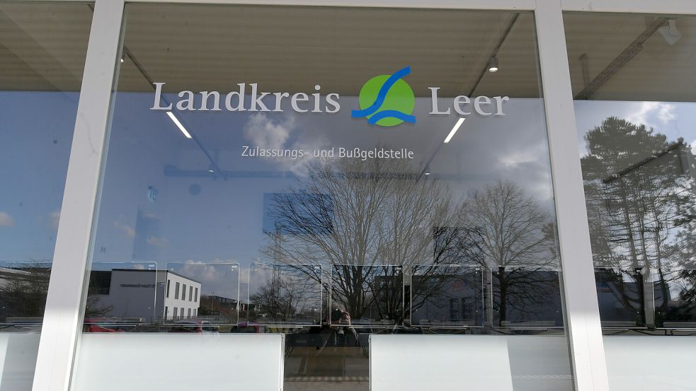 Die Zulassungs- und Bußgeldstelle war bereits an die Deichstraße umgezogen. Foto: Klaus Ortgies/Archiv