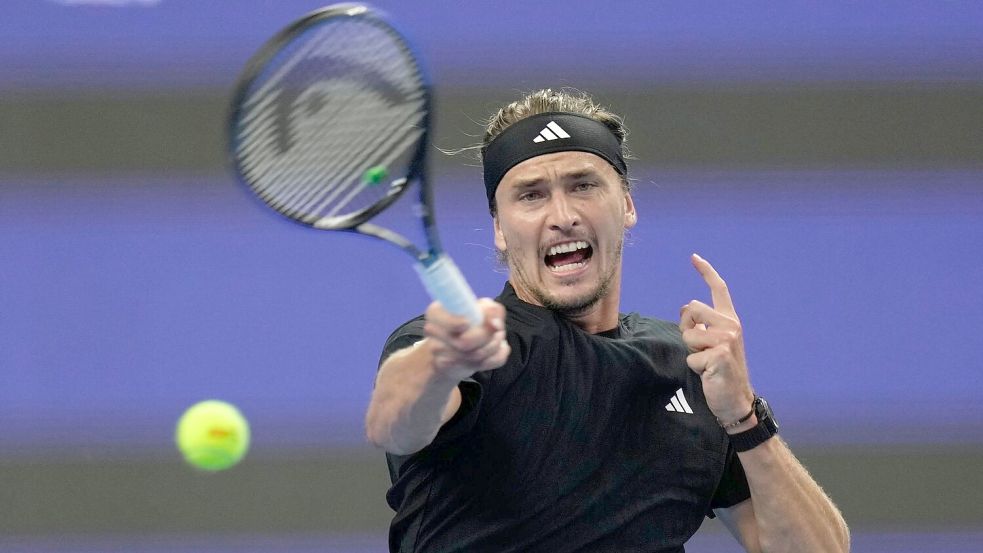 Alexander Zverev gibt nach fast drei Jahren sein Comeback im Davis-Cup. (Archivfoto) Foto: Mahesh Kumar A./AP/dpa
