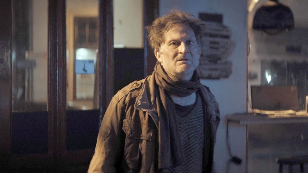 Friedrich Bochröder in einer Szene des Filmes „Ohne Wahrheit“. Foto: Free Vision