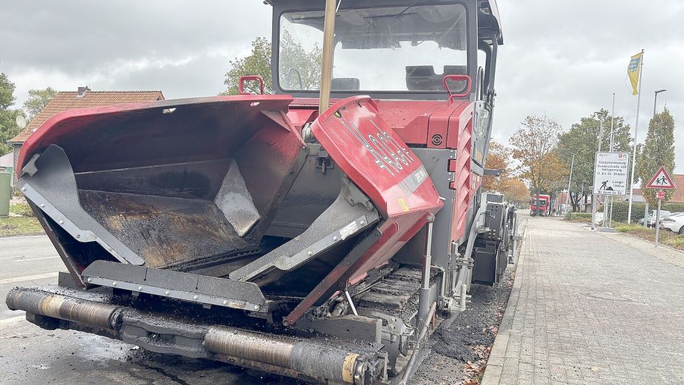 Am Dienstagnachmittag standen einige Maschinen still, aber die Arbeiten liegen gut im Zeitplan. Foto: Dirk Hellmers