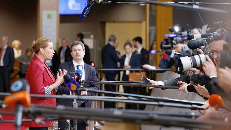 Die dänische Ministerpräsidentin Mette Frederiksen konnte beim EU-Gipfel den Durchbruch bei den Verhandlungen feiern. Ihr Land hat derzeit die EU-Ratspräsidentschaft inne. Foto: Geert Vanden Wijngaert/AP/dpa
