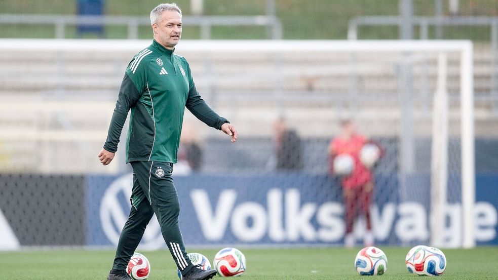In der Nations League gegen Frankreich ist das Team von Bundestrainer Christian Wück zweimal gefordert. Foto: Marius Becker