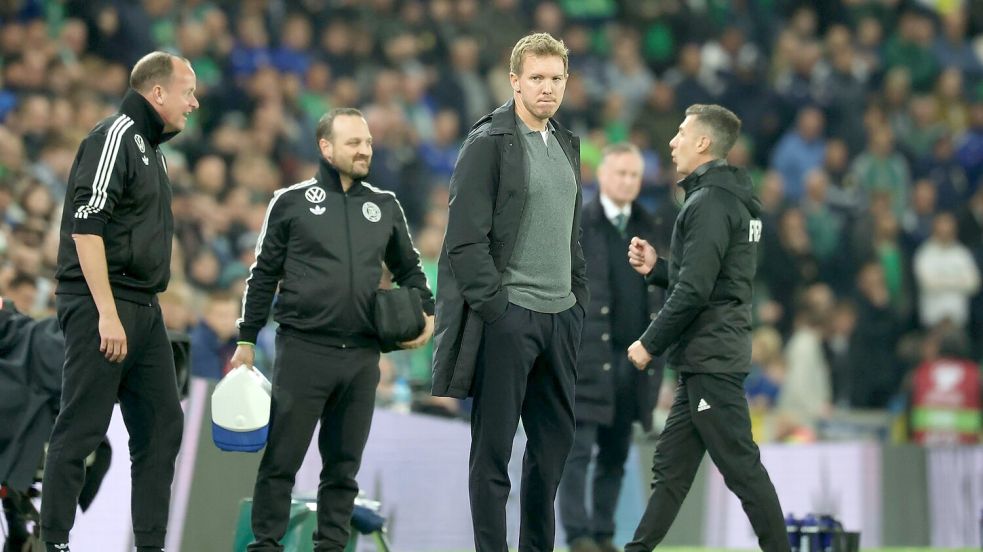 Julian Nagelsmann und seinen Nationalspielern traut die Mehrheit der Deutschen laut einer Umfrage nicht den WM-Titel zu. Foto: Christian Charisius
