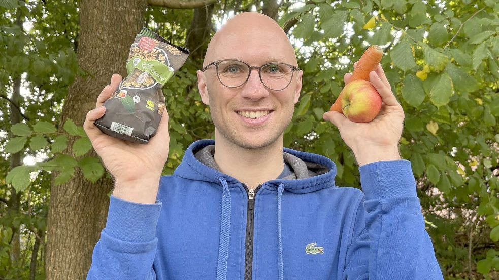 Walnuss, Apfel, Karotte: Welche Lebensmittel wir essen, kann unsere Gesundheit maßgeblich beeinflussen, weiß Ernährungs-Experte Julian Spinty. Foto: Lara Gildemeister