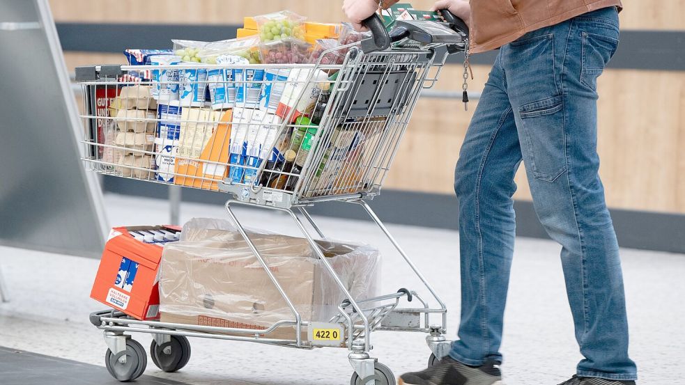 Lebensmittel sind teils deutlich teurer geworden. (Archivbild) Foto: Sebastian Kahnert