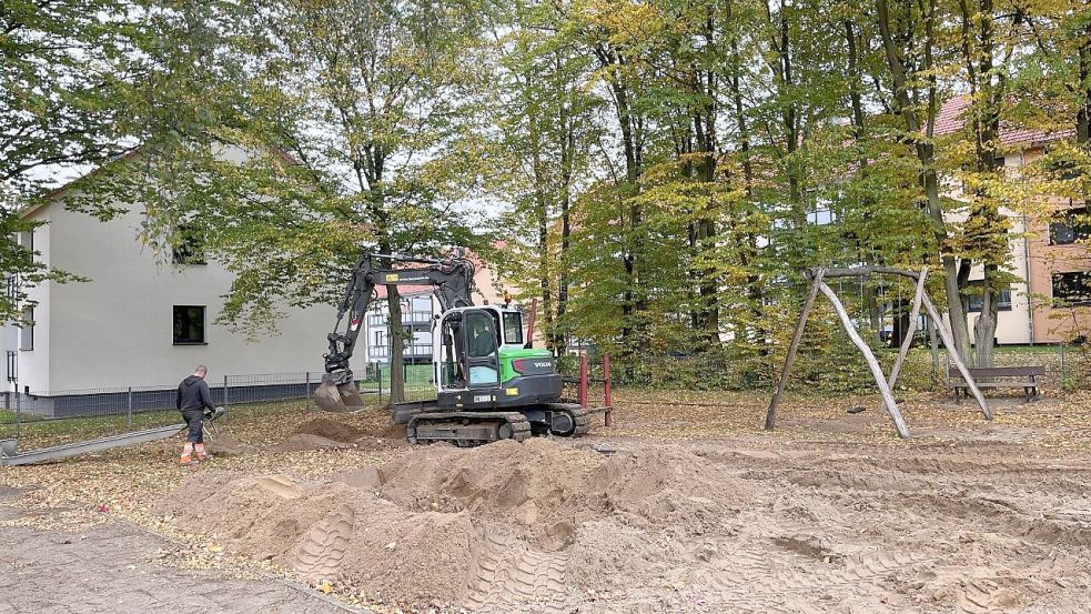 Der Spiel- und Bolzplatz an der Carl-Legien-Straße in Osnabrück wird umfassend saniert und neugestaltet. Foto: OSB