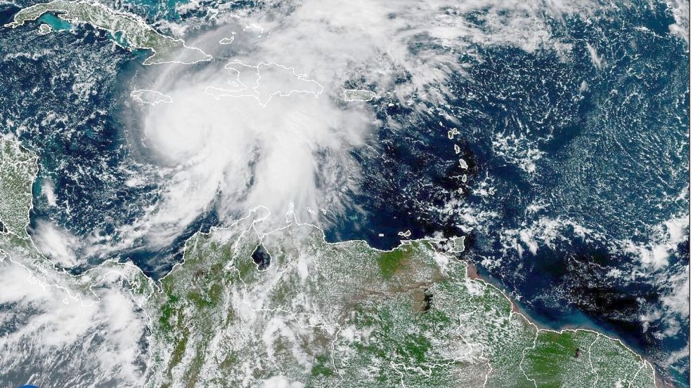 Hurrikan „Melissa“ hat die höchste Hurrikan-Kategorie 5 erreicht. Foto: Uncredited/NOAA via AP/dpa