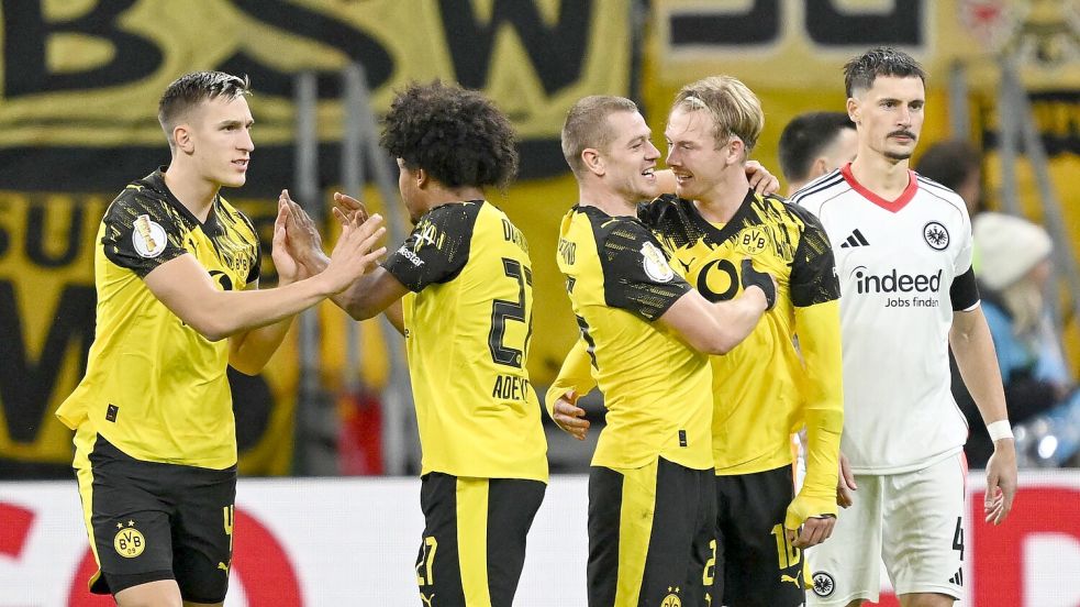 Borussia Dortmund durfte in Frankfurt nach der Pause jubeln. Foto: Arne Dedert