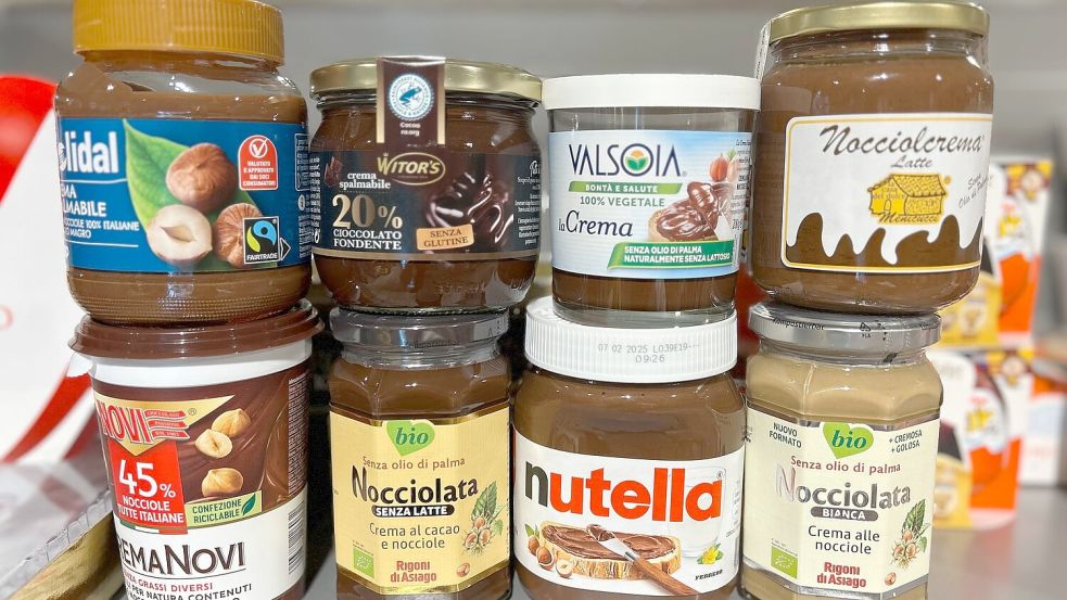 Andere Hersteller werben mit einem deutlich höheren Anteil an Haselnüssen. (Archivbild) Foto: Christoph Sator/dpa