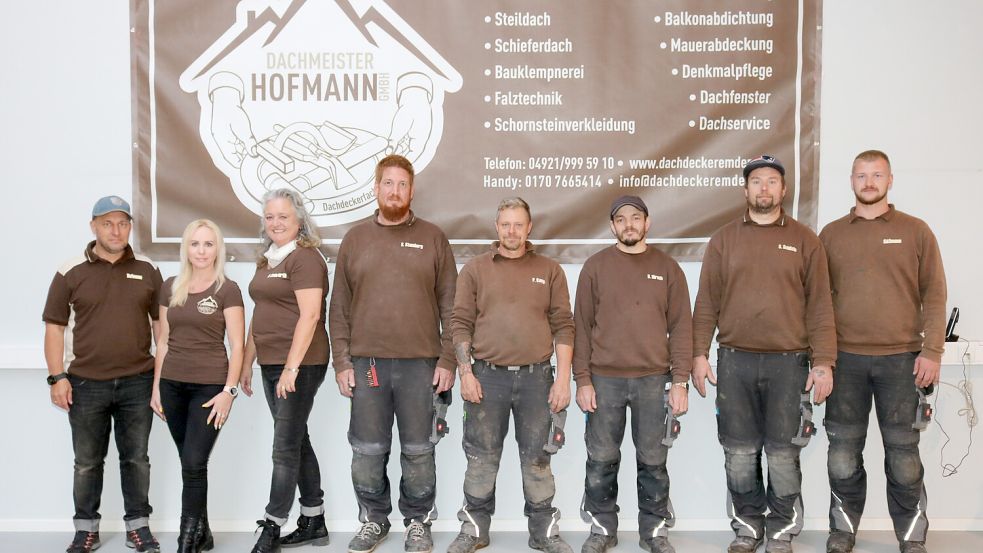 Das Team der DACHMEISTER HOFMANN GmbH verfügt zusammen über eine mehr als 100-jährige Erfahrung. Links im Bild Johann und Elena Hofmann. Foto: Meyer