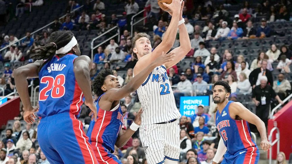 Franz Wagner tat sich mit den Magic in Detroit schwer. Foto: Ryan Sun/AP/dpa
