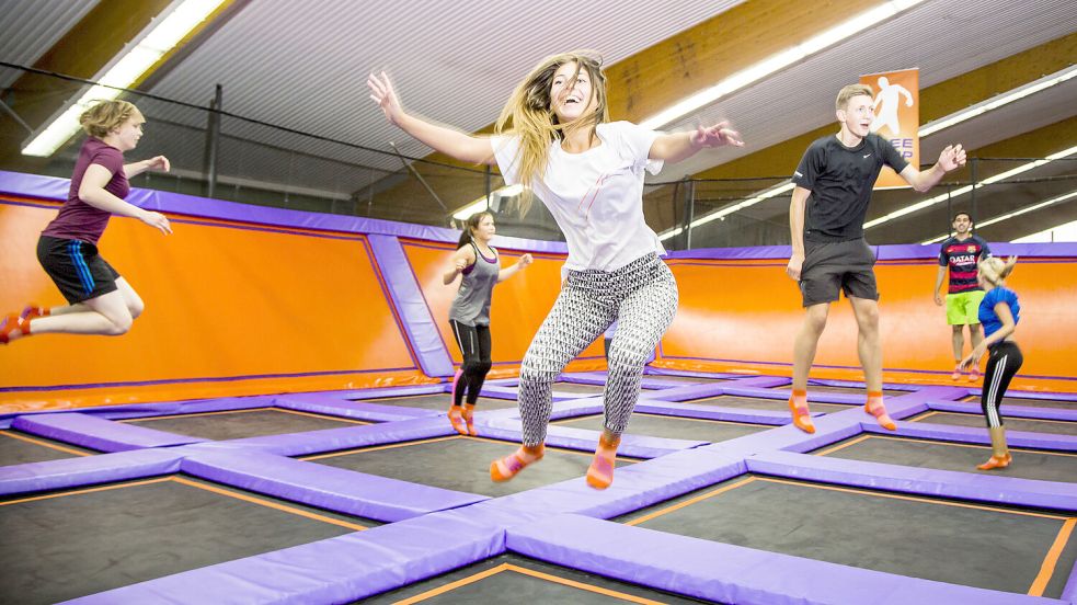 Auch bei schlechtem Wetter können sich Kinder, Jugendliche und Erwachsene in diesen Indoor-Spielplätzen in Osnabrück und dem Landkreis austoben. Foto: Jump House / Anna-Lena Ehlers