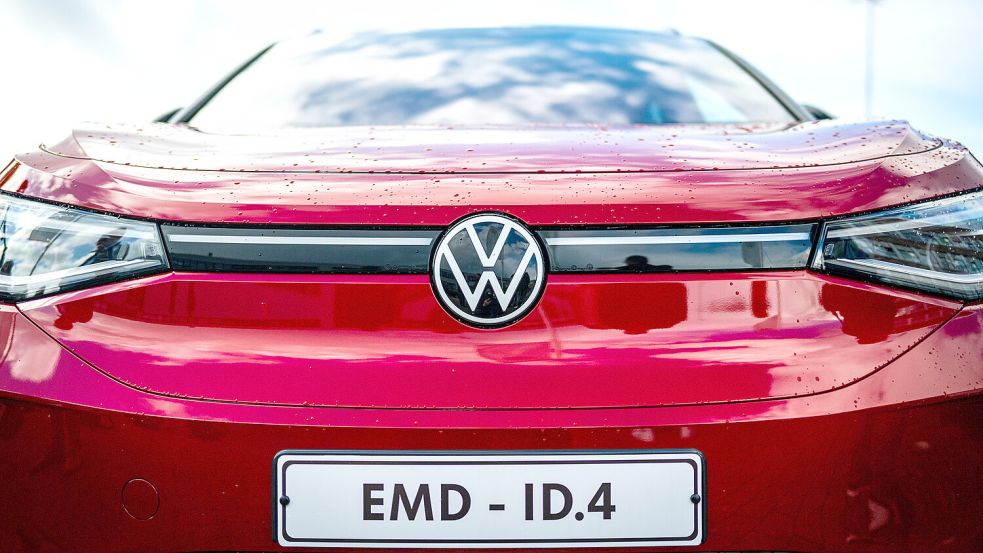 Erst einmal geht es in Emden weiter wie bisher. Foto: Sina Schuldt/dpa