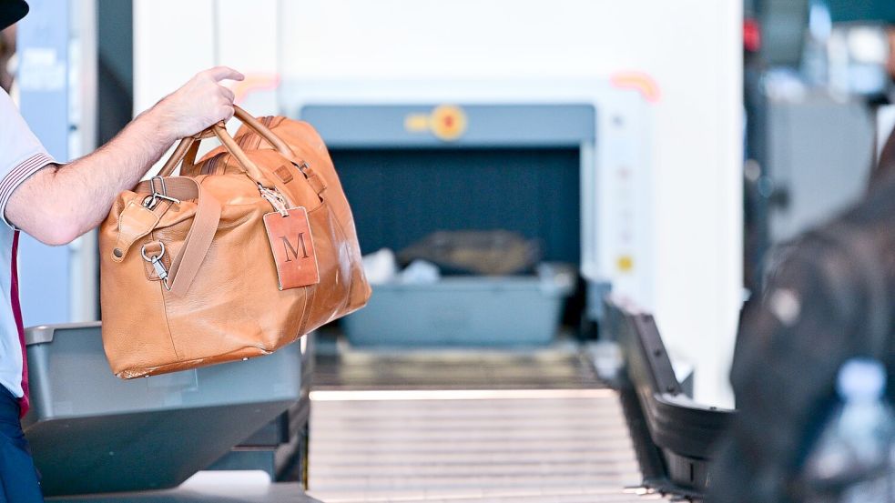 Neue Scanner vereinfachen seit einigen Monaten die Abläufe bei den Sicherheitskontrollen. (Archivbild) Foto: Sebastian Christoph Gollnow/dpa