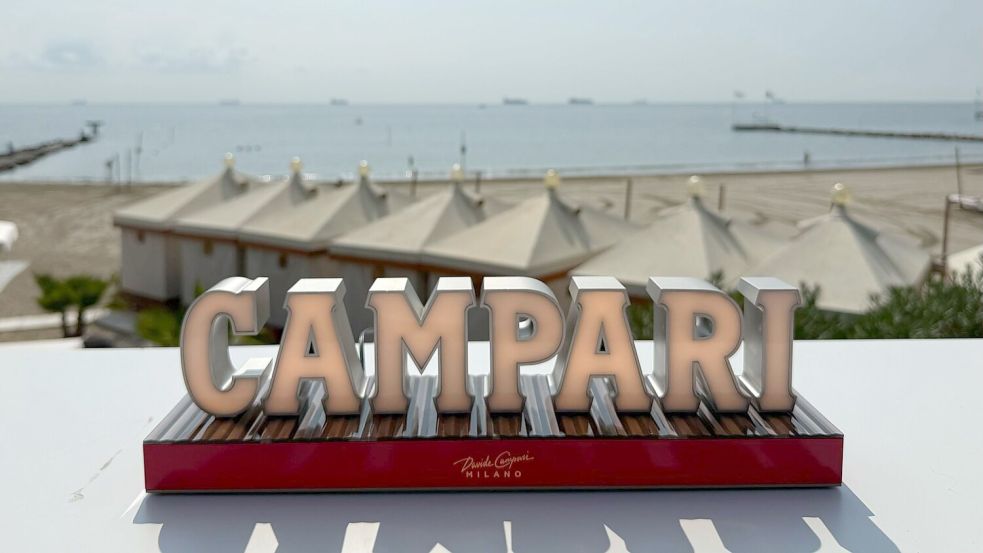 In Italien hat die Finanzpolizei Aktien des weltweit tätigen Likörherstellers Campari im Wert von 1,2 Milliarden Euro beschlagnahmt. Foto: Christoph Sator