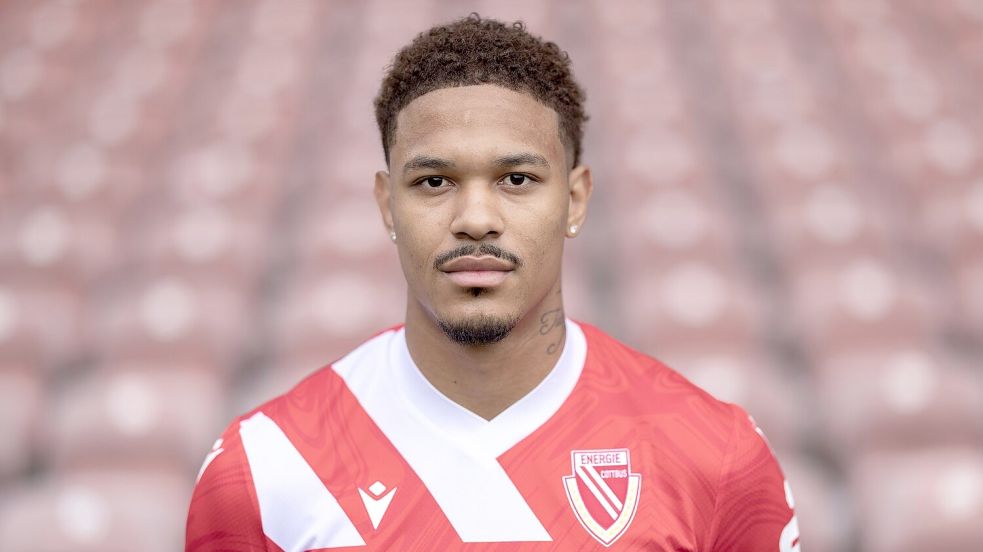 Justin Butler berichtete, dass er mit Affenlauten beleidigt wurde. Foto: Frank Hammerschmidt