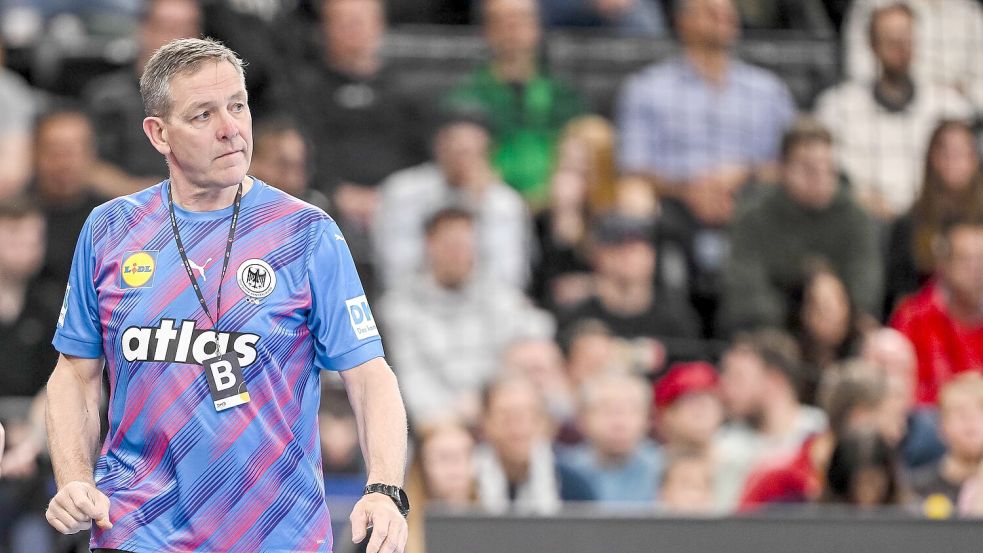 Bundestrainer Alfred Gislason fordert eine Leistungssteigerung bis zur EM. Foto: Harry Langer