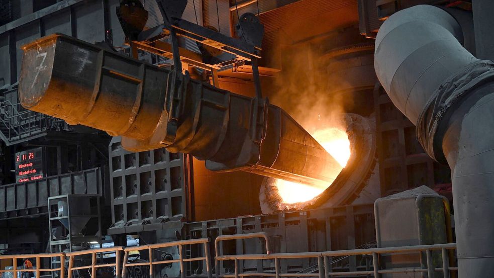 Eine neue Studie warnt: Würde Stahl nur noch aus dem Ausland kommen, drohten der deutschen Wirtschaft im Fall einer globalen Krise Milliardenverluste. (Archivbild) Foto: Federico Gambarini