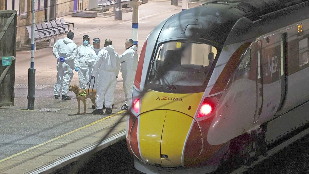 Ein Mitarbeiter der Bahn wurde bei dem Angriff zum Helden. Foto: Chris Radburn
