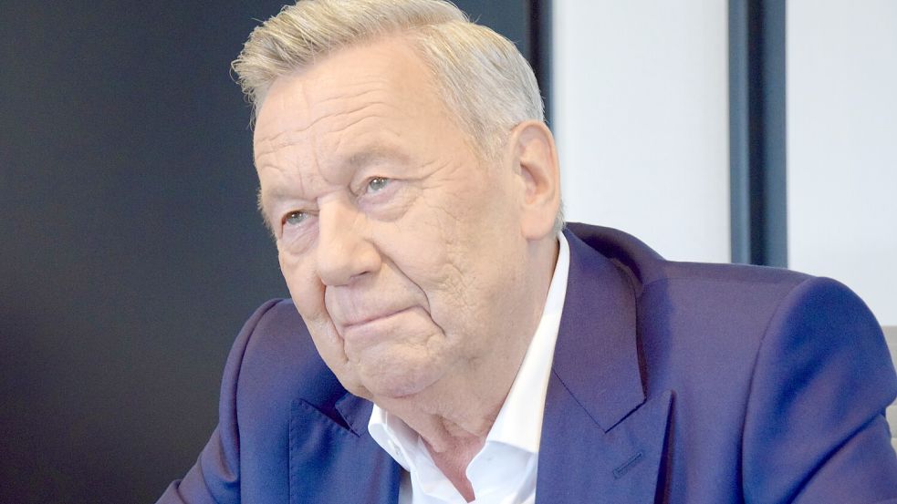 Im Interview gibt Roland Kaiser eine ungewohnte Seite preis: seine Liebe zu Miley aka Resi von der Hirschweide. Foto: Karolina Meyer-Schilf