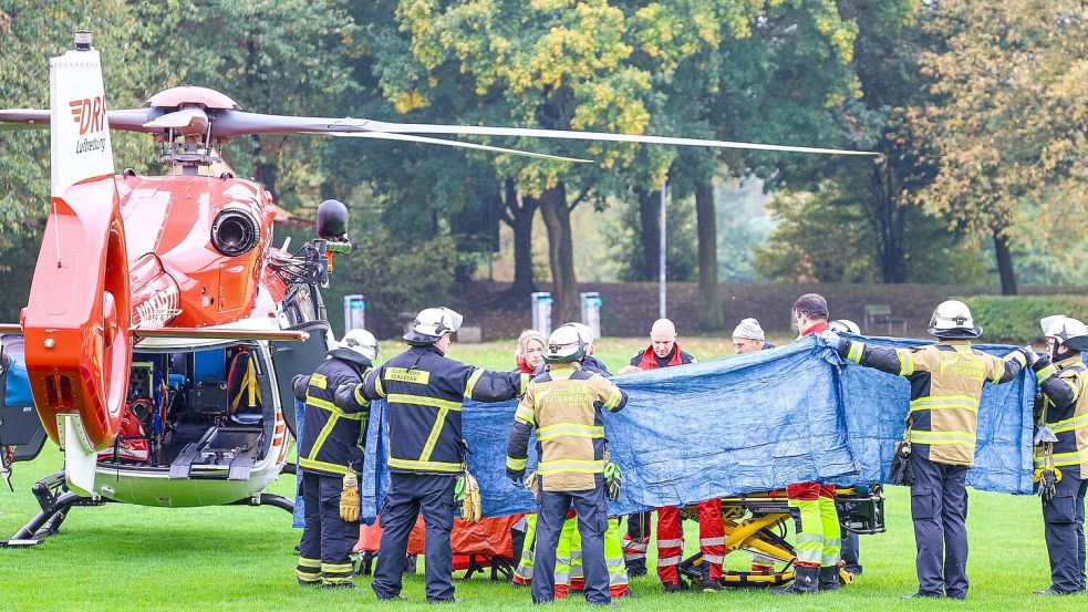 Der lebensgefährliche Angriff auf die Kommunalpolitikerin in ihrem Haus am 7. Oktober schockierte bundesweit (Archivbild) Foto: Alex Talash/dpa