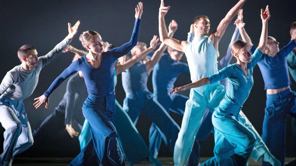 Kleine Sparte kommt groß raus: Die Dance Company des Theaters Osnabrück, hier im neuesten Stück „All our Stories“. Foto: Jane Jachens