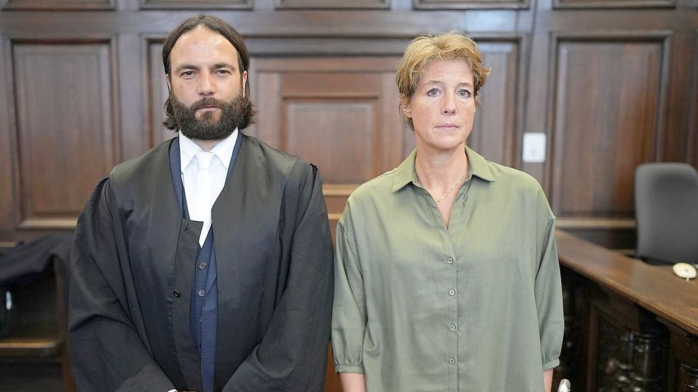 Christina Block und ihr Anwalt Ingo Bott im Gerichtssaal. Foto: Marcus Brandt