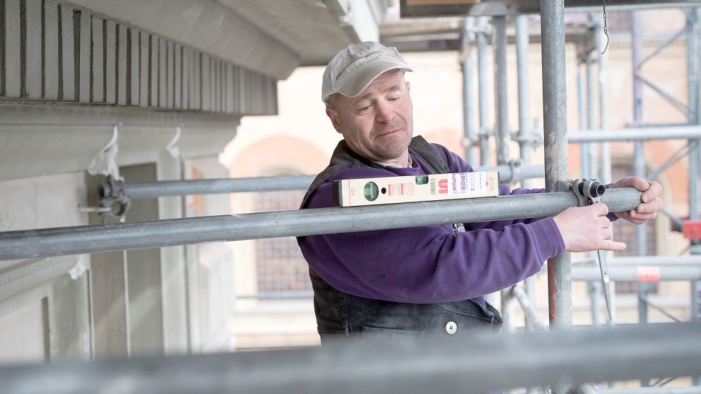 Auch das Bauhauptgewerbe blickt in der Herbstumfrage auf eine solide Geschäftslage, sieht sich aber weiterhin mit Herausforderungen bei Umsatz, Beschäftigung und Kosten konfrontiert. Foto: HWK/amh-online.de