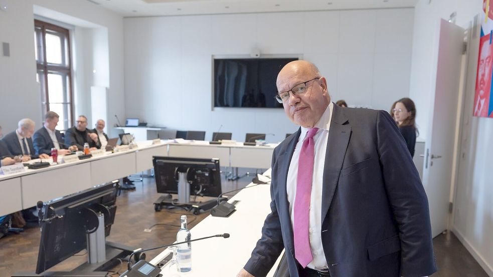 Peter Altmaier, früherer Chef des Bundeskanzleramts, war als Zeuge vor dem Untersuchungsausschuss zur Stiftung Klima- und Umweltschutz MV in Schwerin geladen. Foto: Ulrich Perrey