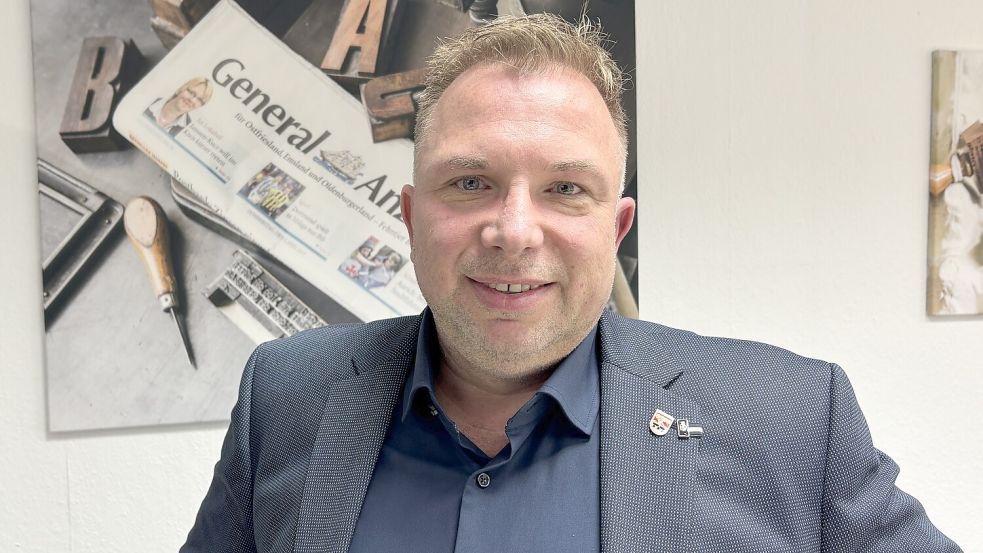 Gerwin Kuhlmann ging im Gespräch in der GA-Redaktion auf seine Kandidatur bei der Kommunalwahl im September 2026 als Bürgermeisterkandidat für Westoverledingen ein. Foto: Carsten Ammermann