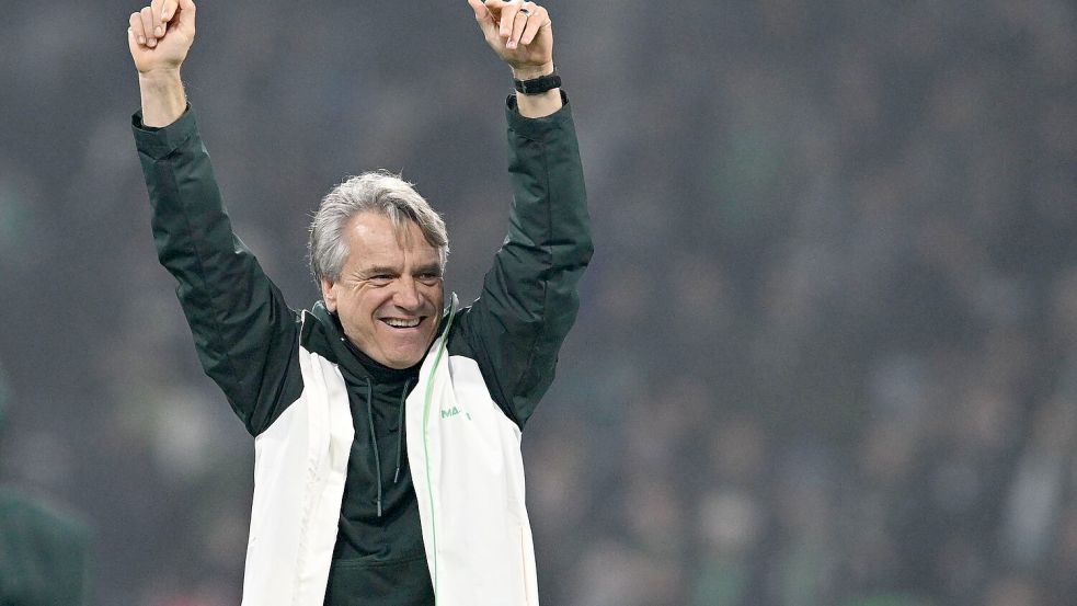Die späte Wende freut Werder-Trainer Horst Steffen. Foto: Carmen Jaspersen