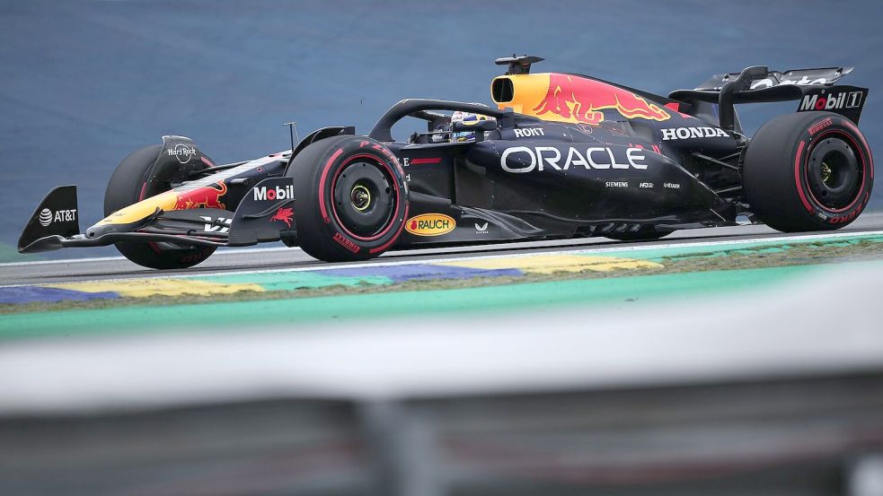 Für Max Verstappen setzte es eine herbe Enttäuschung in der Qualifikation. Foto: Ettore Chiereguini/AP/dpa