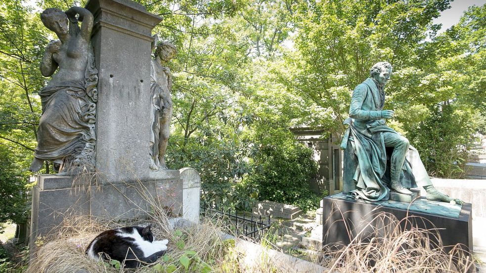 Historische Grabstätten auf Pariser Friedhöfen warten auf eine neue Nutzung. (Archivbild) Foto: Peter Kneffel