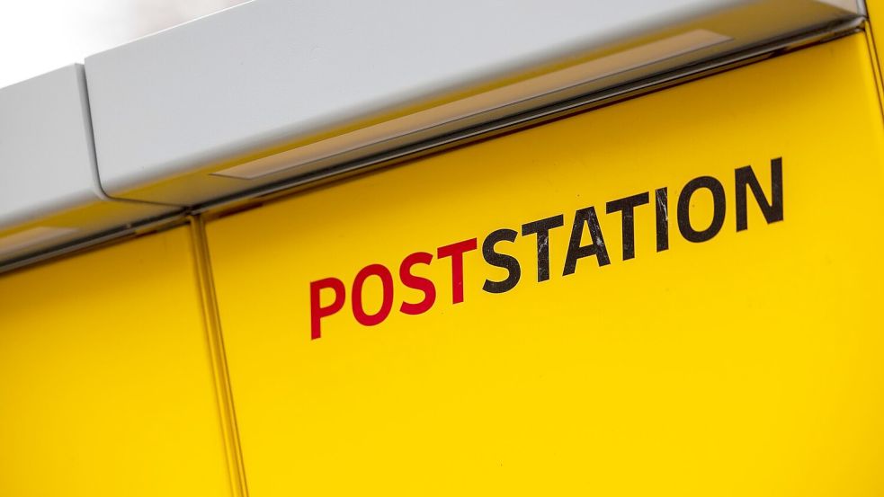 Der Automat heißt Poststation, er ist eine Weiterentwicklung der auf Pakete beschränkten Packstationen. Foto: Thomas Banneyer