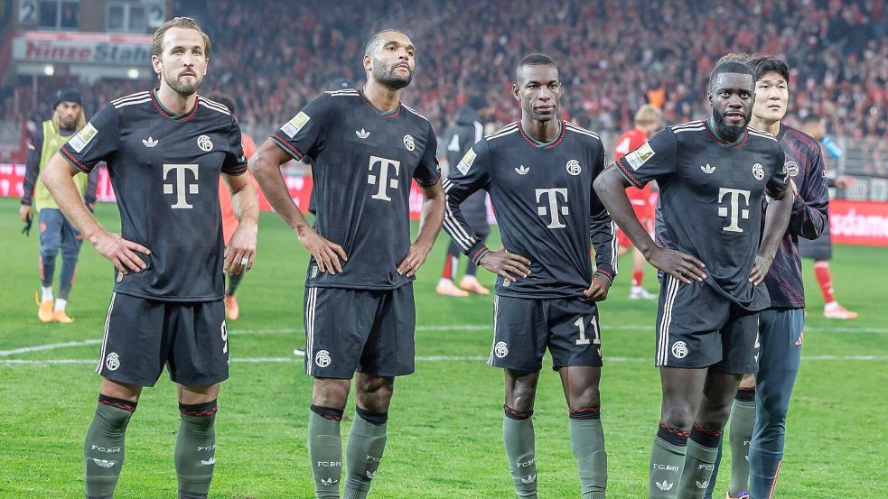 Erstmals in dieser Saison gab es für die Bayern keinen Siegesjubel. Foto: Andreas Gora