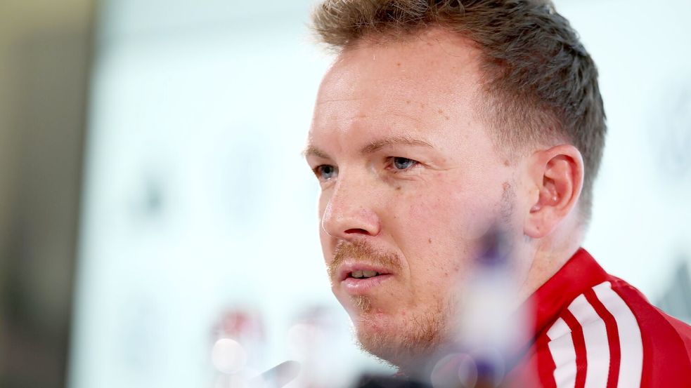 Julian Nagelsmann bangt um den Einsatz von Nils Schlotterbeck. Foto: Christian Charisius