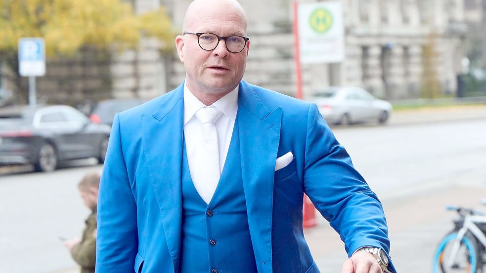 Der Verteidiger des israelischen Angeklagten, Sascha Böttner, sieht im Leiter der Sicherheitsfirma die zentrale Figur. Foto: Georg Wendt