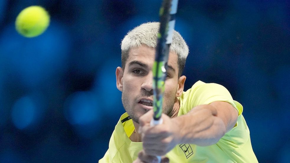 Carlos Alcaraz musste im zweiten Match hart kämpfen. Foto: Antonio Calanni/AP/dpa