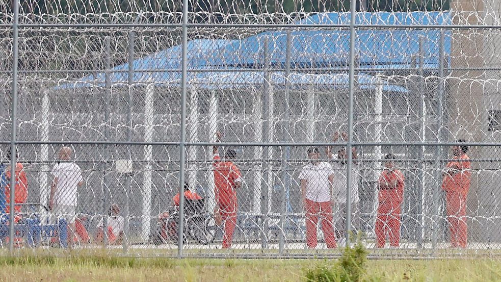 Die Bischöfe in den USA sind besorgt über die Zustände in Abschiebezentren. (Symbolbild) Foto: ---