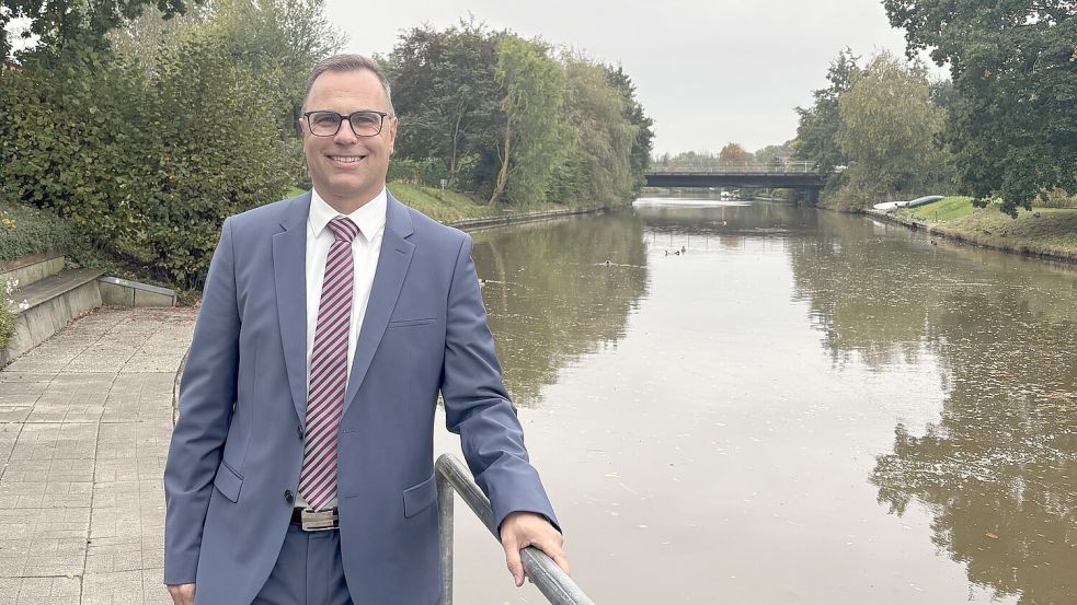 Sascha Ukena will Bürgermeister von Hinte werden. Foto: Lotta Groenendaal/Archiv