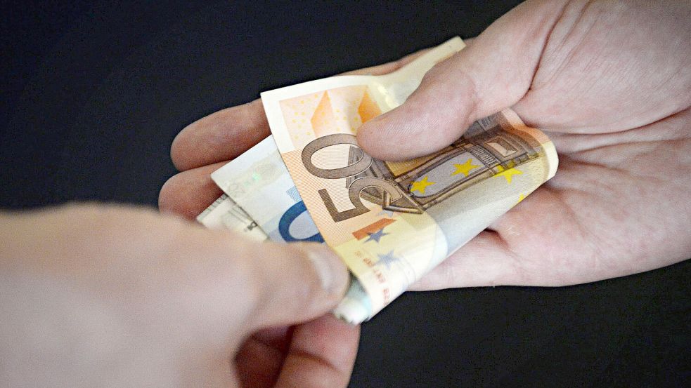 Korruption ist bei der Stadt Emden ein Thema. Symbolfoto: Franziska Kraufmann/dpa