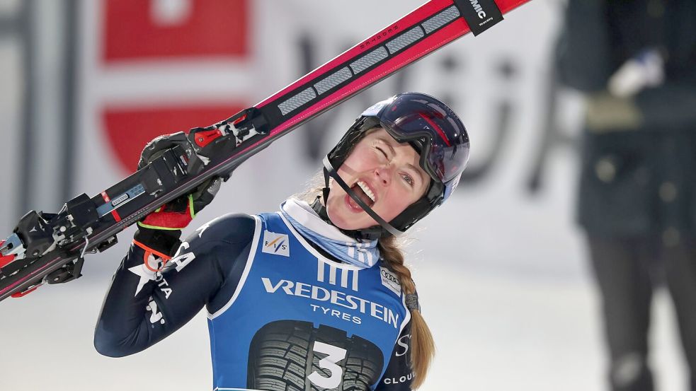 Seriensiegerin Mikaela Shiffrin fuhr in einer eigenen Liga. Foto: Marco Trovati/AP/dpa