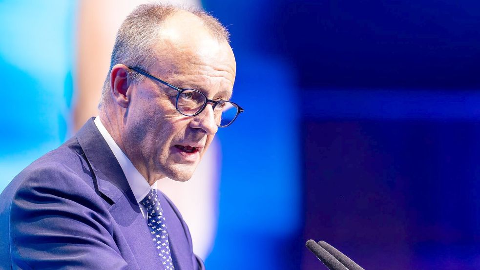 Bundeskanzler Merz (CDU) bekommt vom Unions-Nachwuchs Gegenwind beim Thema Rentenreform. (Archivfoto) Foto: Philipp von Ditfurth/dpa