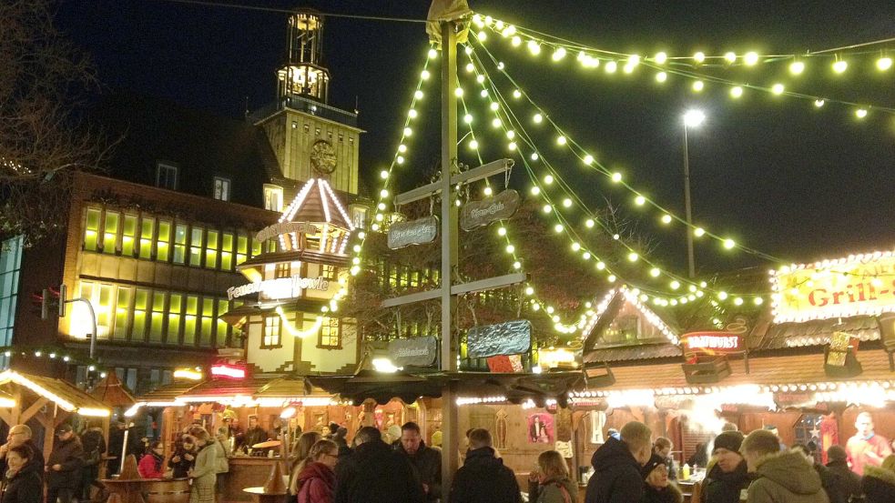 Der Engelkemarkt ist der beliebte Anziehungspunkt zum Aufwärmen nach dem Shoppen. Archivfoto: Wittich