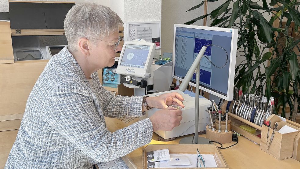 Jedes Produkt wird individuell gefertigt und angepasst. Foto: Walker