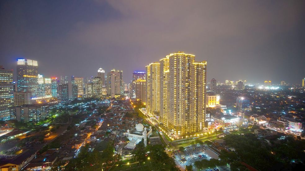 Jakarta ist laut einem UN-Bericht jetzt die bevölkerungsreichste Metropole der Welt. (Archivbild) Foto: Soeren Stache